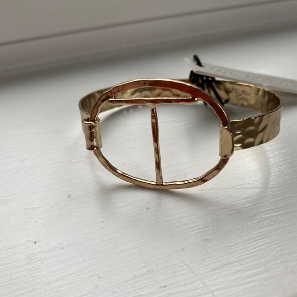 NWT Anthropologie Gold Monogram Script Cuff Bracelet  T H - Picture 3 of 10